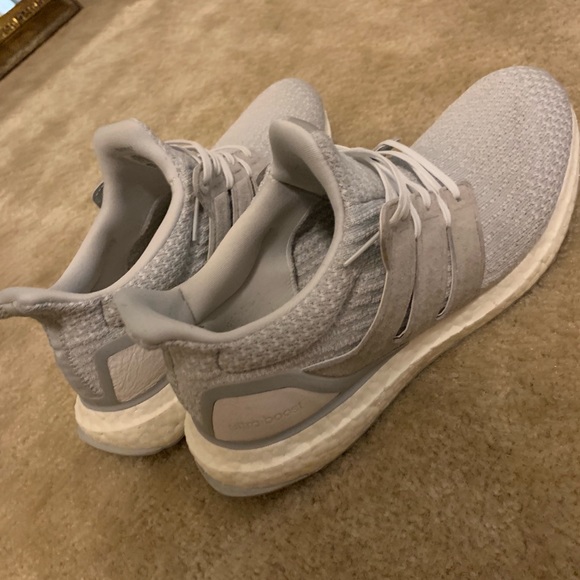 Adidas Ultraboost reigning champ - Picture 4 of 4